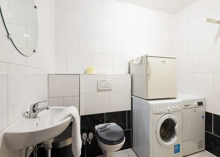 In With Ski-in Access *