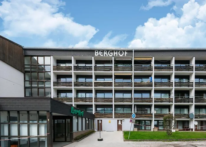 In With Ski-in Access