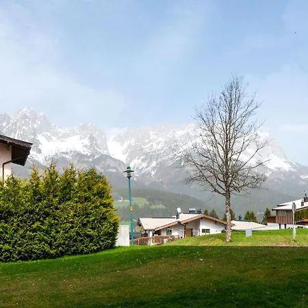 Apartment In With Ski-in Access Ellmau