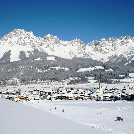 In With Ski-in Access Apartment